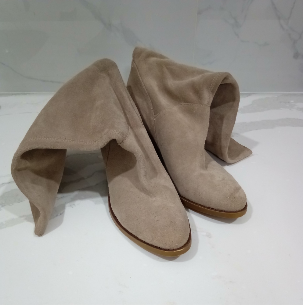 Women's tan middle calf boots